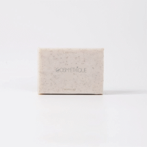 bloc carré sur un fond blanc