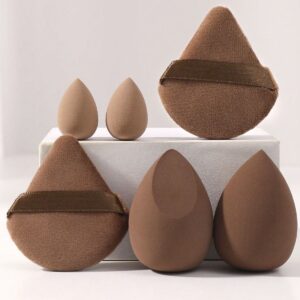 éponge à maquillage de différente taille